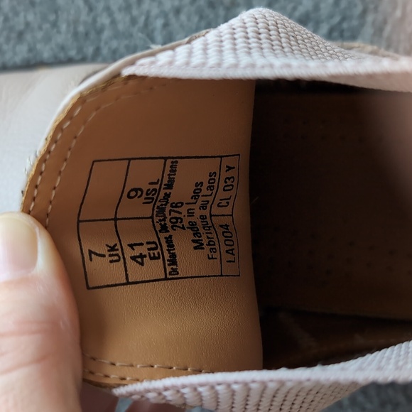 Dr Martens Virginia Chelsy Boots - Picture 4 of 5